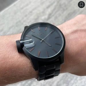 Very Rare, brand new Nixon Chronicle SS in Matte Black + Dark Tortoise